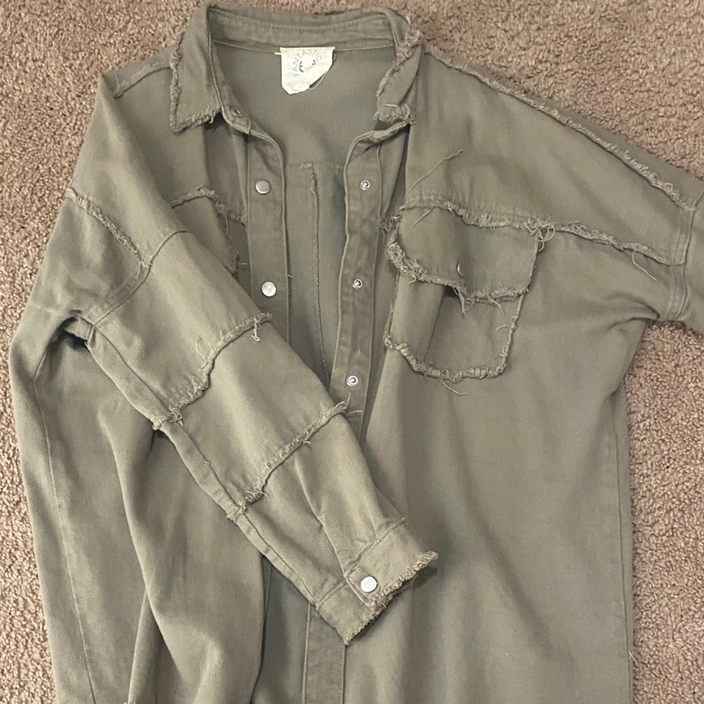 Fantastic Fawn Olive Green Casual Shirt